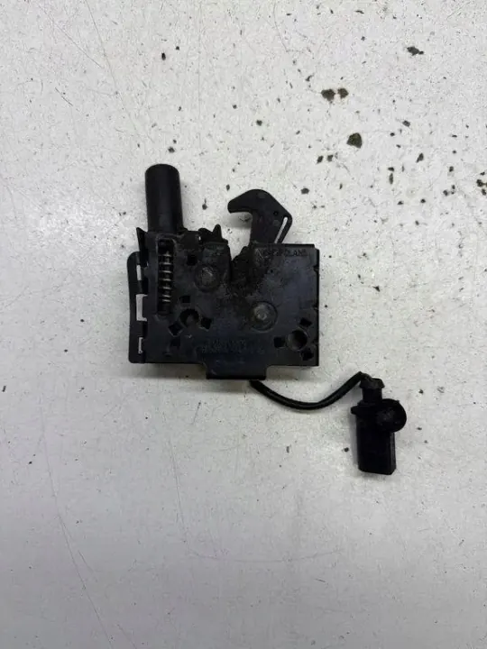 Motorhuvelås OEM 3V0823509B för Skoda Superb III image 2