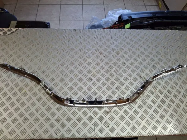 Chrome Grill Renault Captur I Lift 2017-2019 image 4