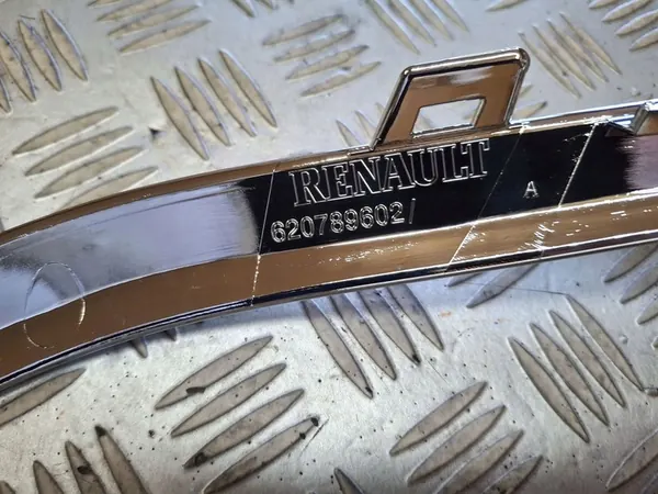 Chrome Grill Renault Captur I Lift 2017-2019 image 7