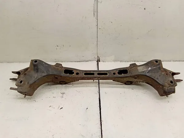 KIA Sportage 2011 Telaio ausiliario posteriore image 5