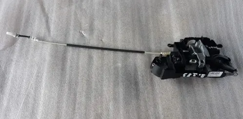 Oikea Etuoven Kahva BMW F10 F11 LCI OEM 51217231934 image 2