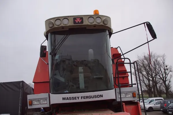 Cabine de moissonneuse MF36 d'occasion pour Massey Ferguson MF 36 image 5