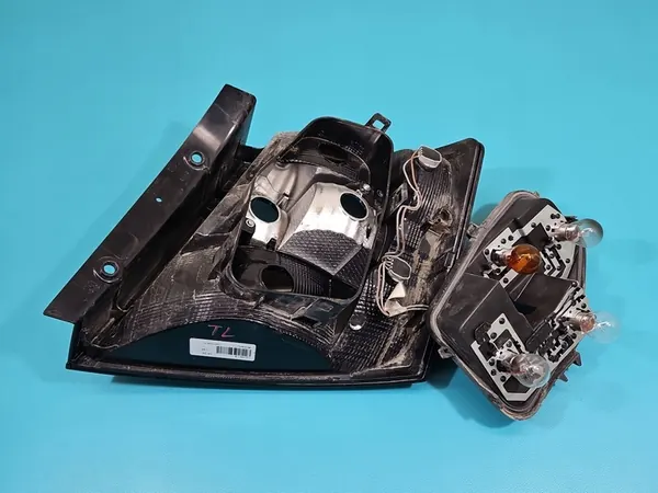 Luz Trasera Izquierda Skoda Fabia III Kombi 14-18 image 5