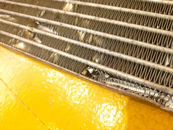 Ölkühler VW Amarok 3.0 TDI 2H0317019 image 4