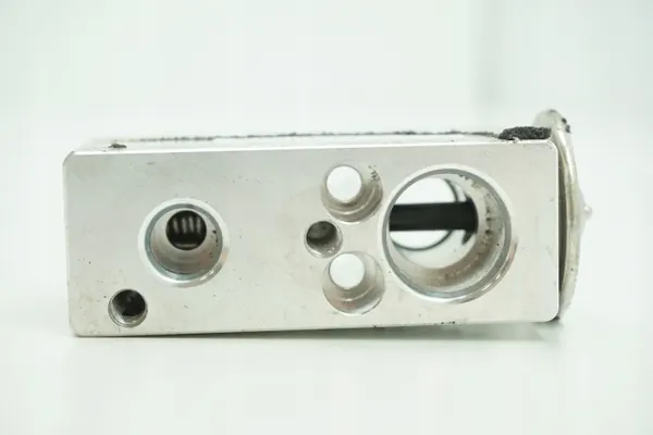 Renault OE T61704A AC expansieklep - Gebruikt image 4
