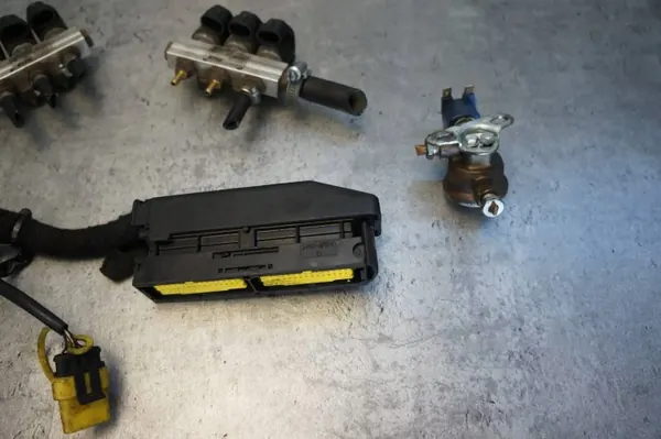 STAG-300-6 LPG Einspritz-Kit für Audi A6 C5 2.4 V6 image 4