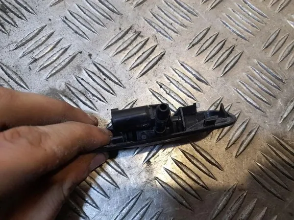 Front Windshield Washer AUDI A7 SPORTBACK 4G8955987A image 2