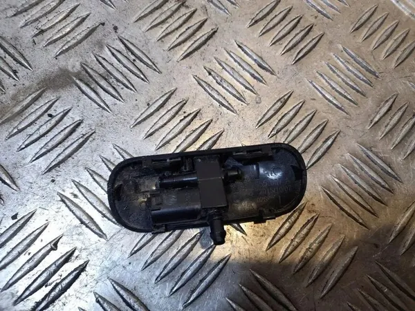 Front Windshield Washer AUDI A7 SPORTBACK 4G8955987A image 3