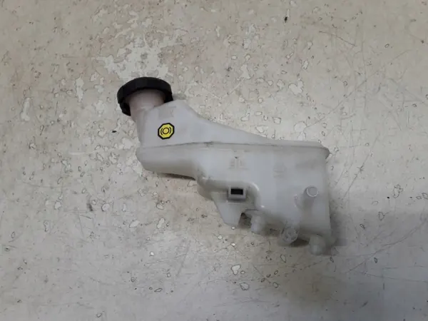 Réservoir de liquide de frein Kia OE OEM 58511-H8000 image 3