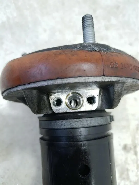 Ilmaiskunvaimennin Mercedes-Benz SL 2013 Etu Oikea A23132012 image 5