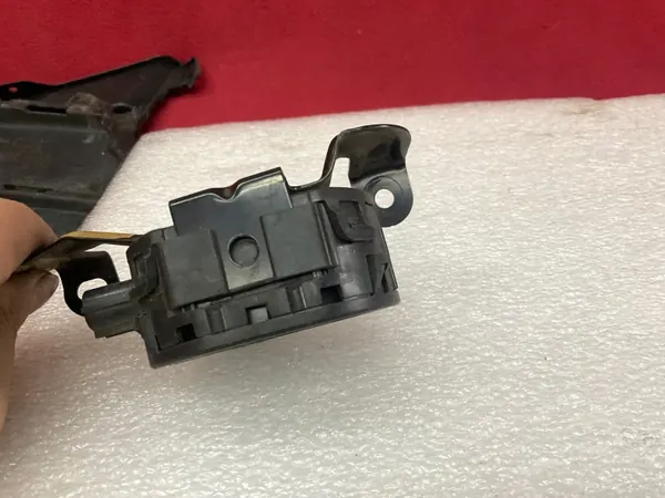 Toyota Sienna XL40 Bocina Peatón Altavoz OEM 2022- image 6