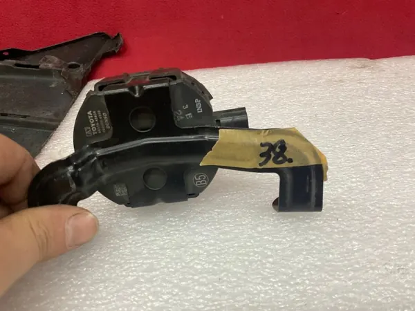 Toyota Sienna XL40 Bocina Peatón Altavoz OEM 2022- image 9