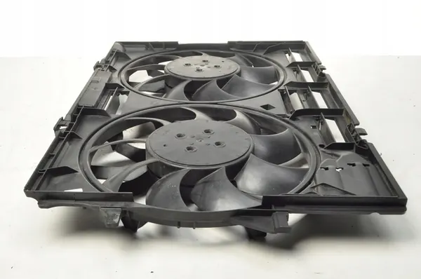 Porsche Macan 3.0 D Kylarrubrik 95B121207A image 4