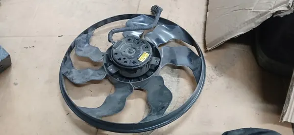Radiatorventilator Hyundai OE OEM A005483 - Gebruikt image 3