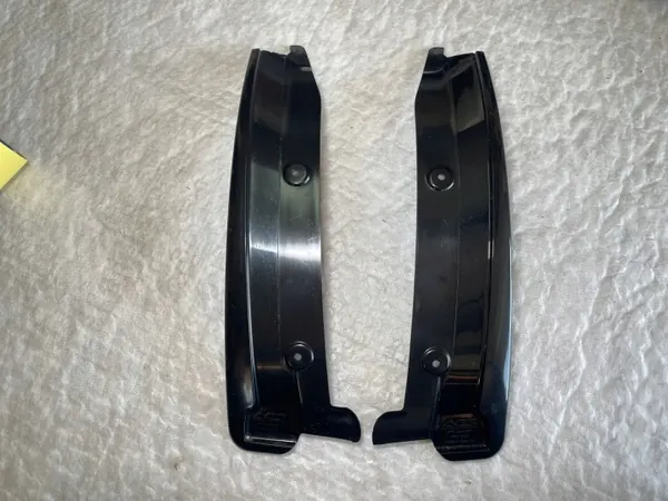 Extensões de para-lamas traseiras L+R Chevrolet Corvette C7 image 2