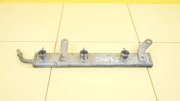 Smart OE A2810103000 Rail de inyección para ForFour 453 0.9 Turbo image 2