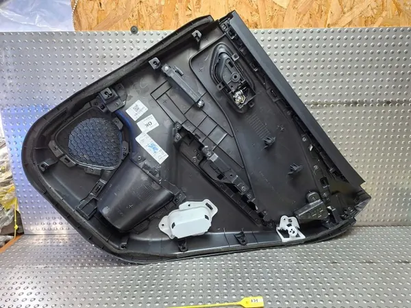 OEM S25165646 Vasen Takaoven Verhoilu Nissan Qashqai image 4