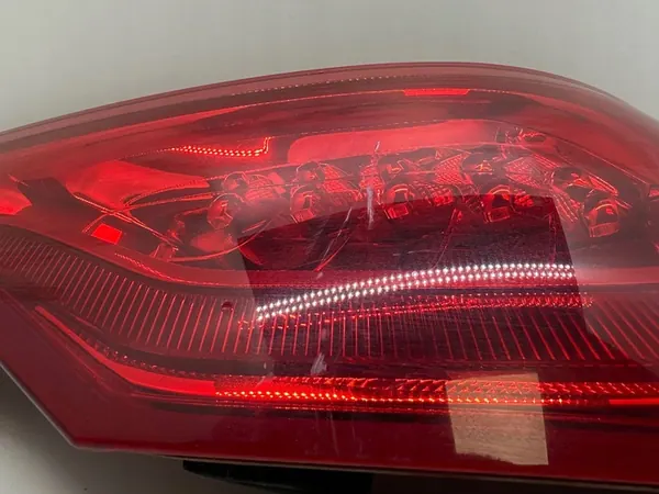 Luz Trasera Derecha Audi Q7 4L LED 4L0945094F image 2