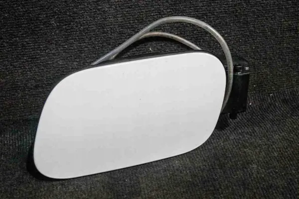 Tapa Depósito Combustible VW Touareg OEM 1K0010497C7P6809857A image 2