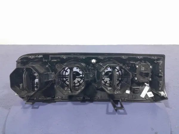 Grille de ventilation console Mercedes Classe A W177 OEM A1776809800 image 3