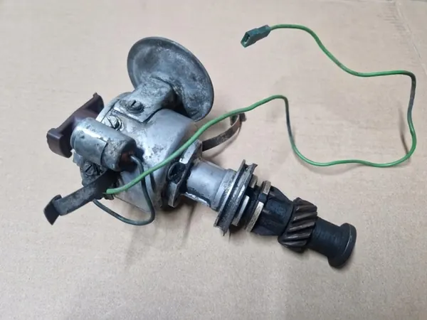 Distributeur d'allumage + Capot Opel Kadett 1.1 1966-1967 image 8