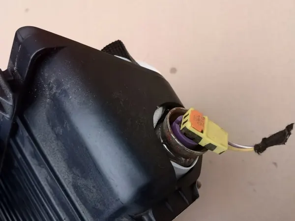 Airbag joelho FORD KUGA MK2 OEM - Estado usado image 3