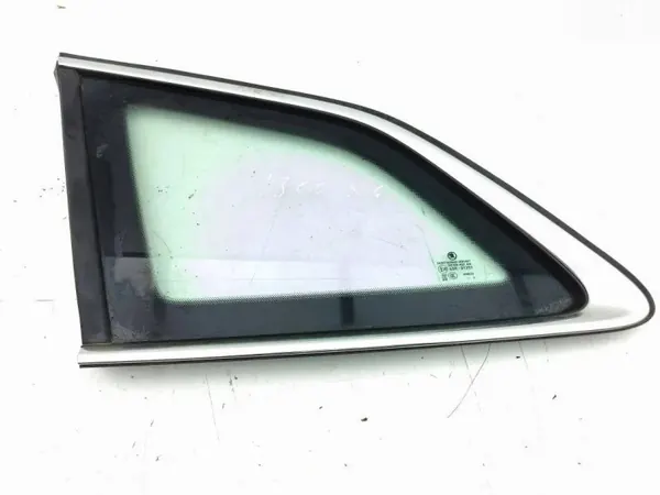OEM 43R01351 Oikea takalasi Skoda Enyaq SUV:lle image 2