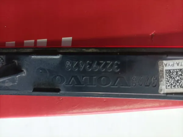 Refletor esquerdo para-choques traseiro Volvo XC60 II OEM 32293628 image 7