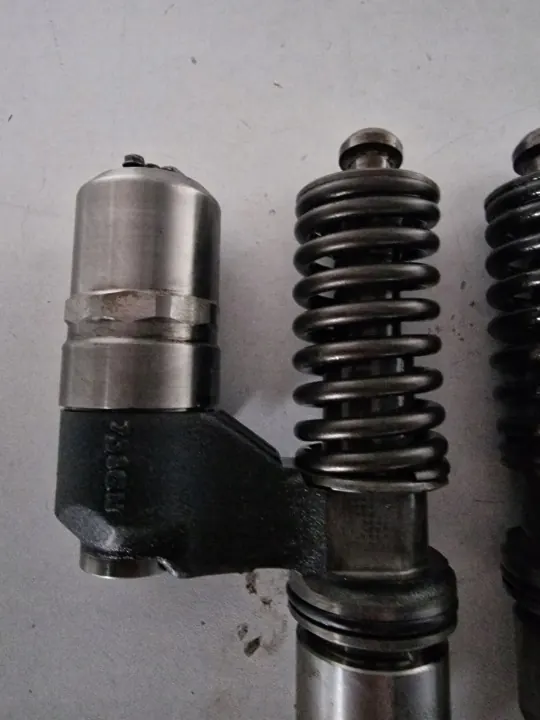 Scania Einspritzpumpe OEM 1943974 - Gebraucht image 3