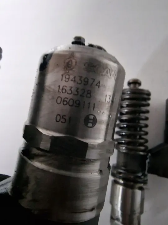 Scania Einspritzpumpe OEM 1943974 - Gebraucht image 4