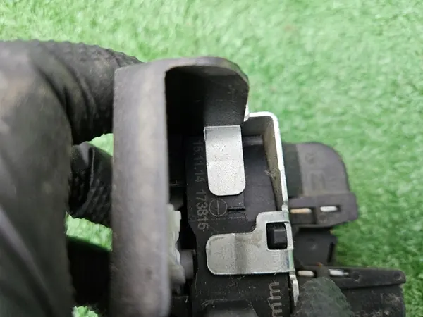 Bagagelås SEAT Leon III 3D image 7