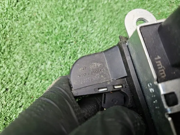 Bagagelås SEAT Leon III 3D image 8