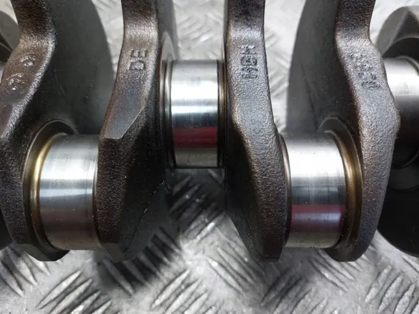 Gebrauchte Kurbelwelle ADR für VW Passat B5 1.8 20V image 3