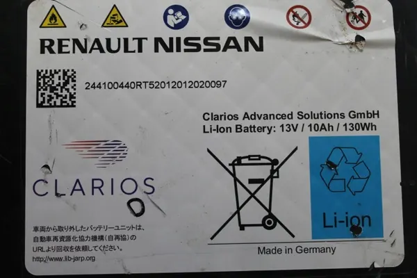 Renault OE Batteri 11Ah för Captur II 2019- image 3