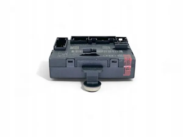 Módulo de puerta Audi A5 8T OEM 8T0959792Q - Usado image 6