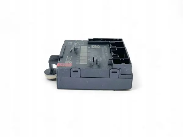 Módulo de puerta Audi A5 8T OEM 8T0959792Q - Usado image 7