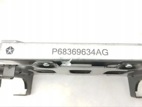 Dodge Ram 19- Versterker OEM P68369634AG image 8