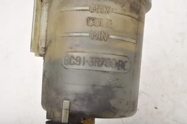 Réservoir direction assistée Volvo OEM 6G91-3R700-BC image 5