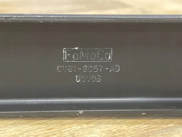 Support de goulotte de carburant Ford Kuga MK2 CV619057AD image 9