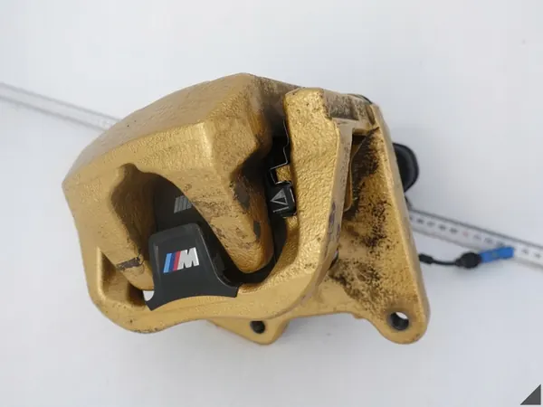 M5 F90 M8 F91 F92 Hintere Bremssattel + Beläge image 3