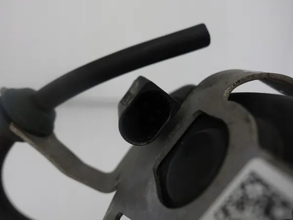 M5 F90 M8 F91 F92 Hintere Bremssattel + Beläge image 8