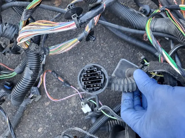Faisceau de câblage OEM 9663455280 pour Peugeot Partner image 10