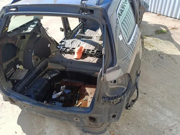Garde-boue arrière droit VW Passat B7 Break OEM 21145 image 3