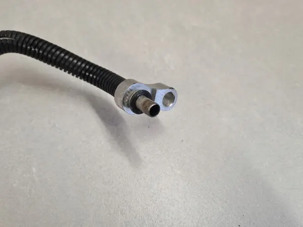 Conduto de óleo OEM para Insignia A Lift 2.0 Turbo image 5