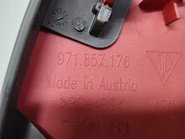 OEM 971857176 Oikea Mittariston Peite Punainen Porsche Panamera image 3