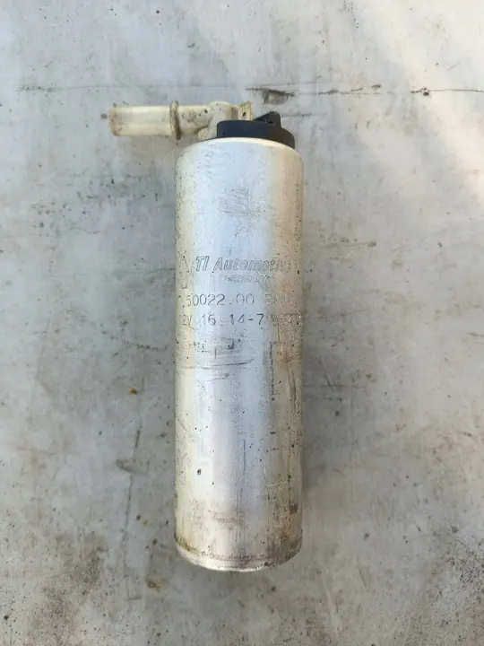 Polttoainepumppu BMW X5 E70 X6 E71 E72 3.0d 3.5d 4.0d OEM 7164359 image 3