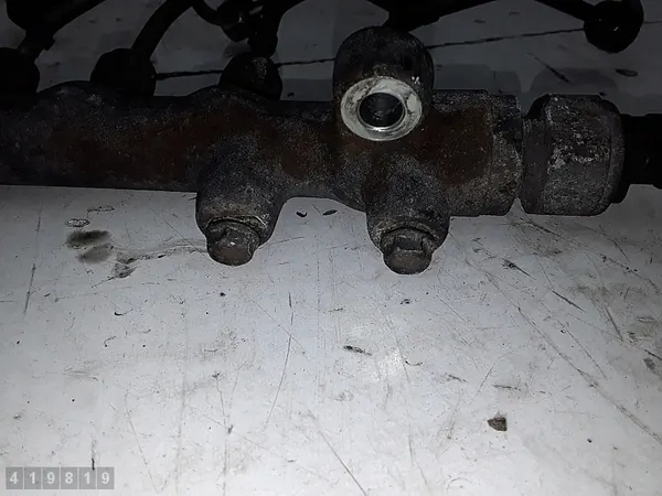 Trilho de Combustível Mazda 6 2.2 MZR-CD Diesel A0060 2010 image 3