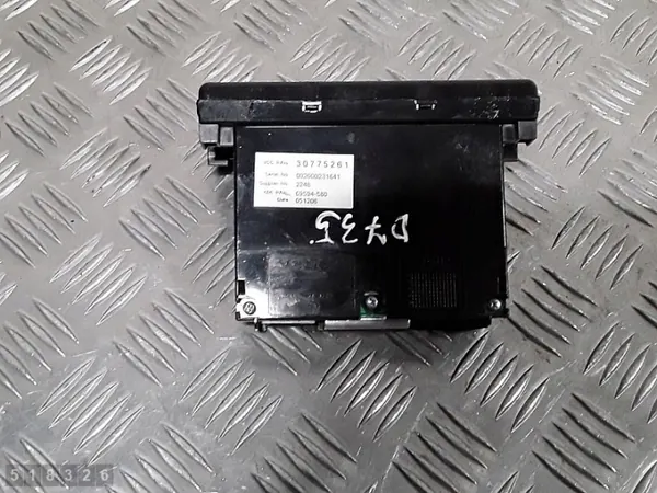 Écran d'affichage Volvo V50 OEM 30775261 - Occasion image 4