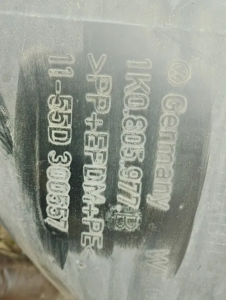 Complete Left Front Wheel Arch Volkswagen Golf V image 3