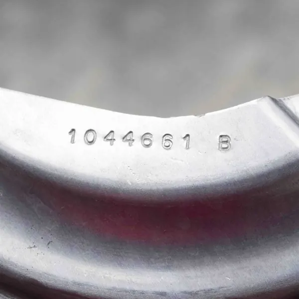 Tesla Model 3 2018 Linke Vorderradbremsscheibe OEM 1044661B image 6